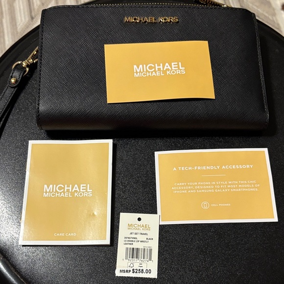 Michael Kors Black Wallet Gold Accents Jet Set Travel Lg Double Zip Wristlet - Picture 3 of 8